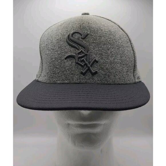 New Era 59Fifty MLB Chicago White Sox Gray Fitted Hat Size 7 3/8 - Picture 1 of 10